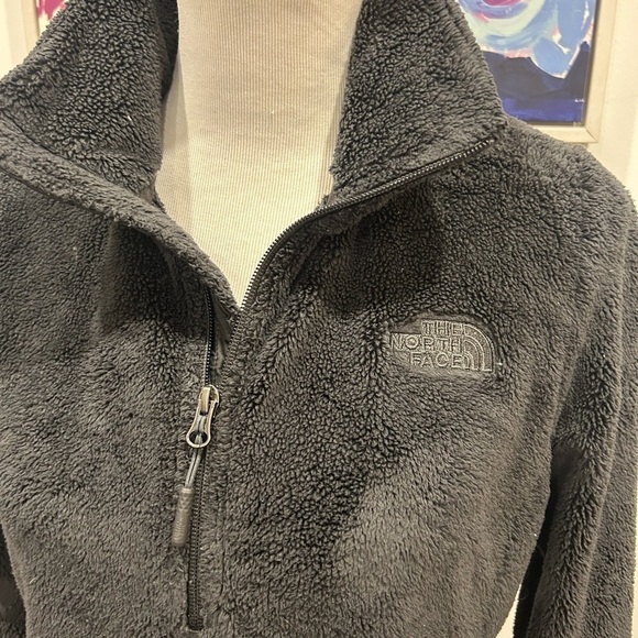 The North Face black Sherpa 3/4 zip pullover size M - Picture 2 of 4